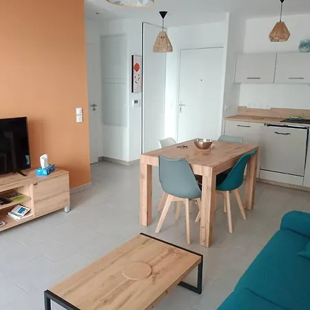 Apartment Les De Thau Sete